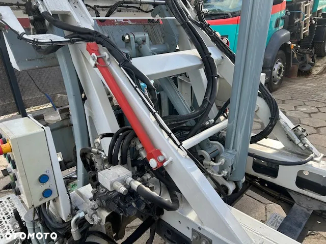 Isuzu M55 Śmieciarka FARID MK1 7m3 Euro 6 - 10