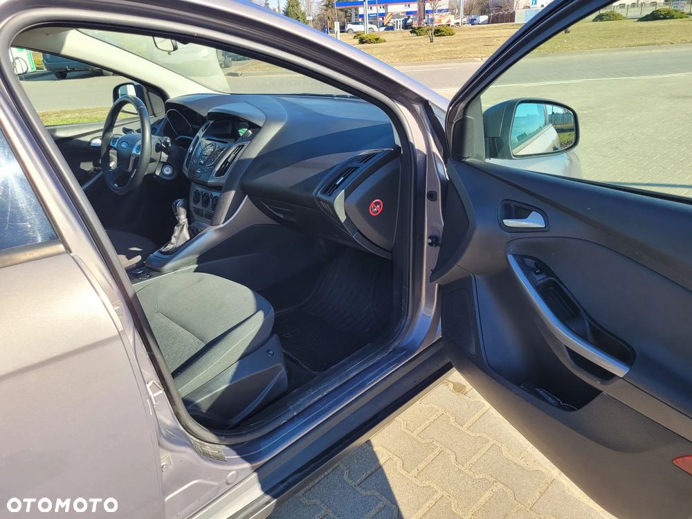 Ford Focus - 16