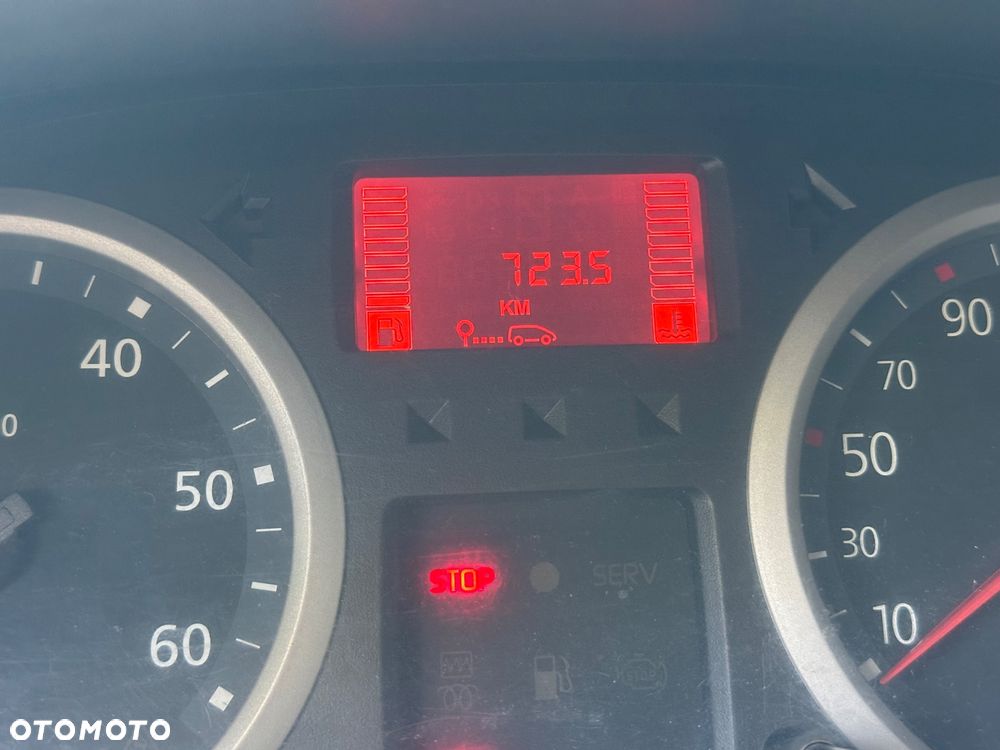 Renault Trafic - 15