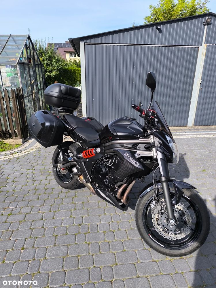 Kawasaki ER - 12