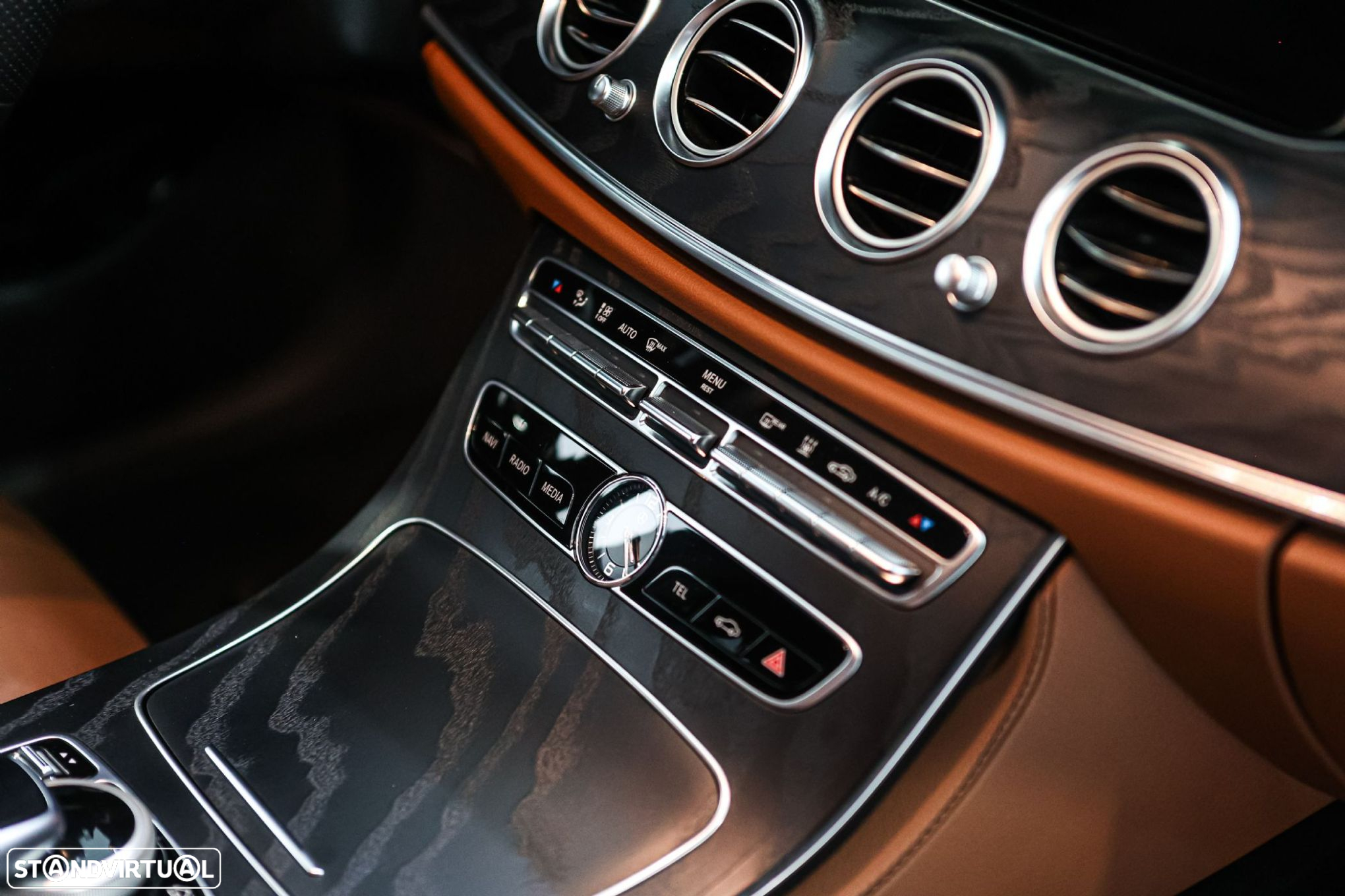 Mercedes-Benz E 300 de AMG Line - 31