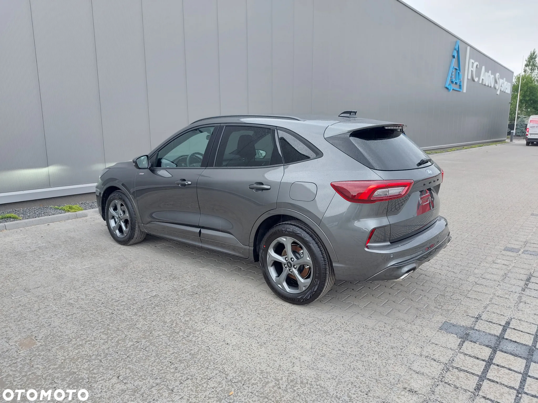 Ford Kuga 1.5 EcoBoost FWD ST-Line - 8