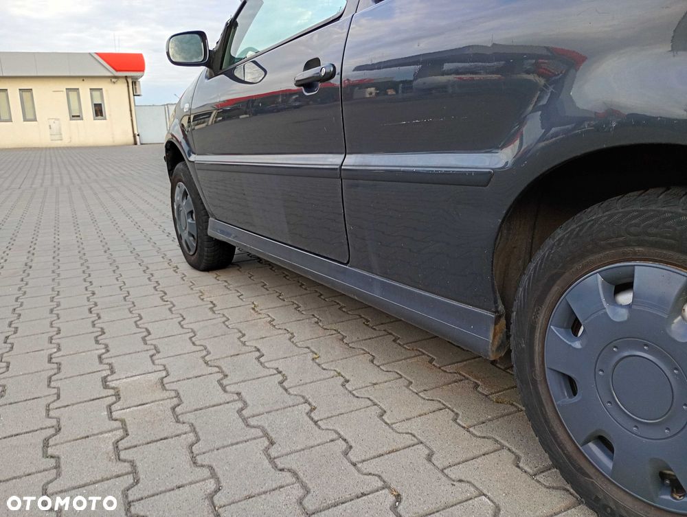 Volkswagen Polo - 5