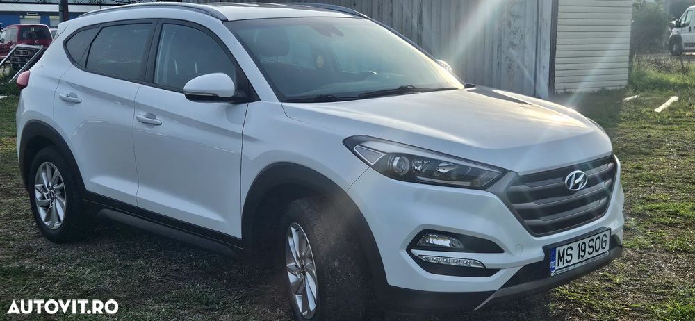 Hyundai Tucson 2.0 CRDI 4WD Automatik Trend - 1
