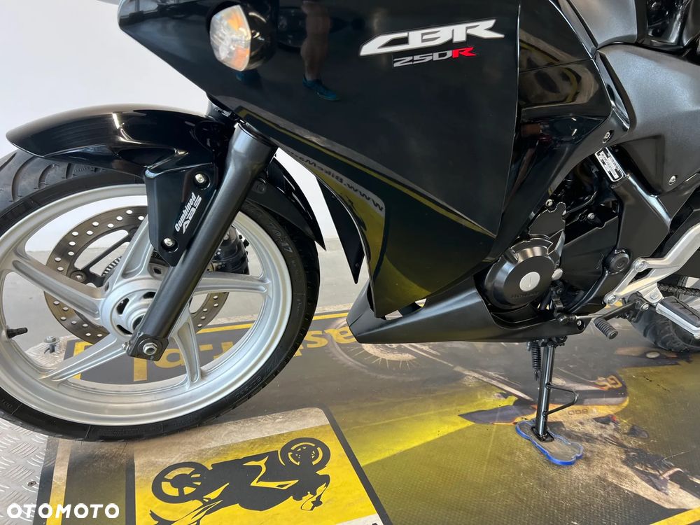Honda CBR - 10