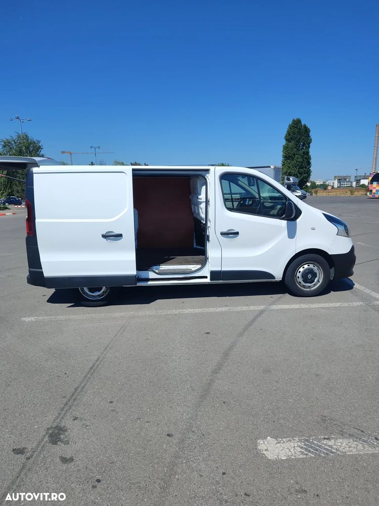 Renault Trafic - 8