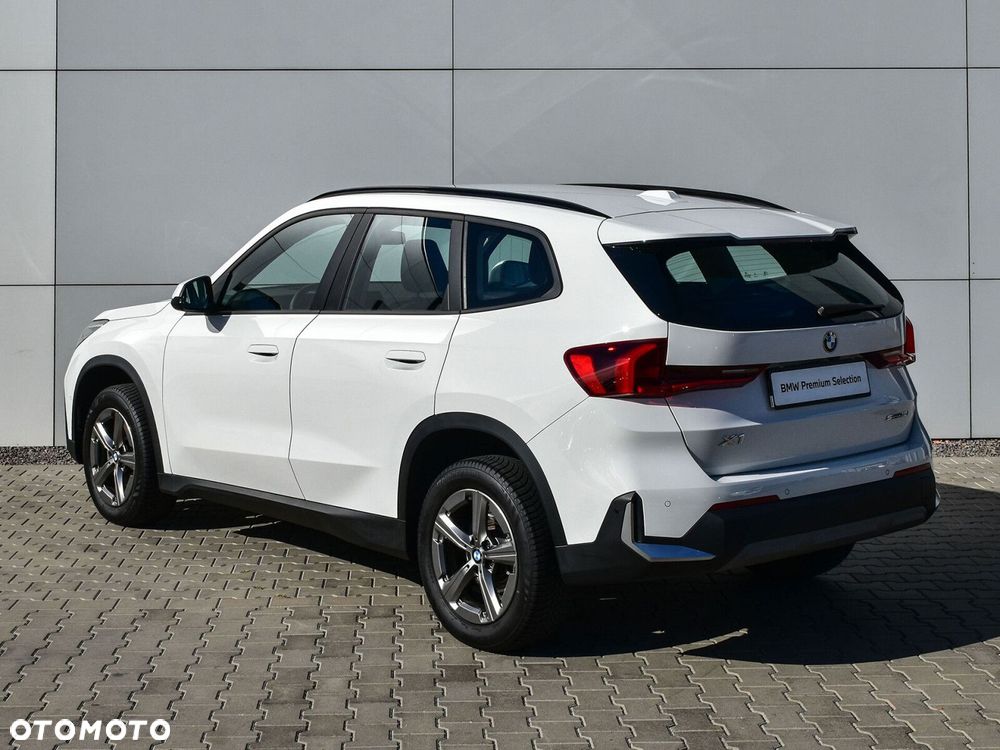 BMW X1 sDrive18i - 2