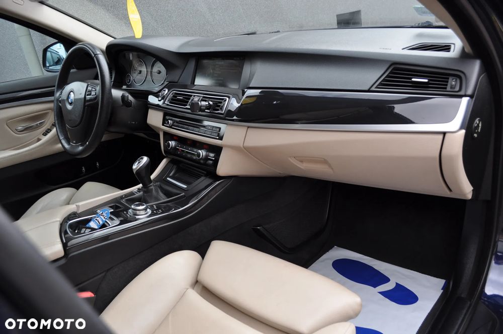 BMW Seria 5 520d Efficient Dynamics Edition - 10