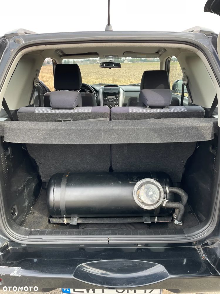 Suzuki Grand Vitara 1.6 - 22