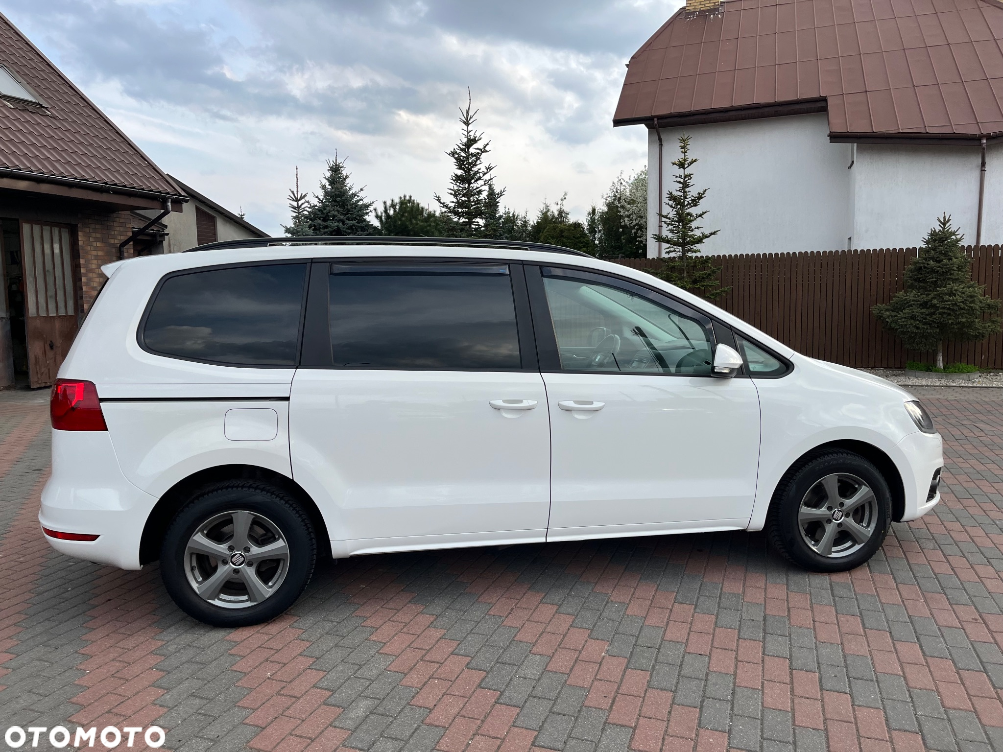 Seat Alhambra 1.4 TSI (Ecomotive) Start & Stop Reference - 2