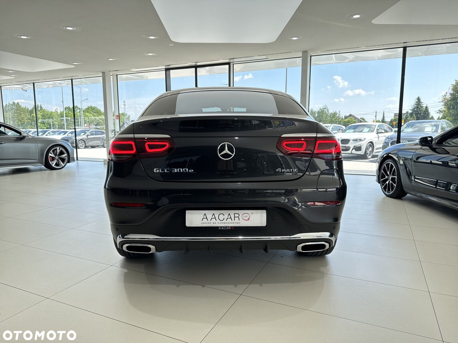 Mercedes-Benz GLC - 4