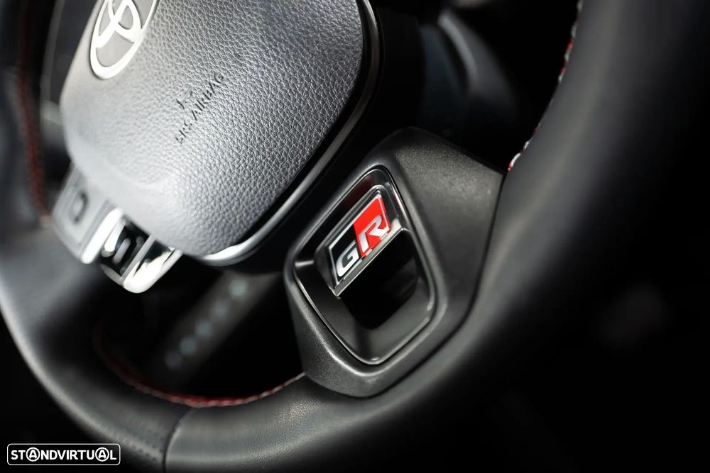 Toyota C-HR 2.0 HDF Plug-in GR Sport Premiere Edition - 22