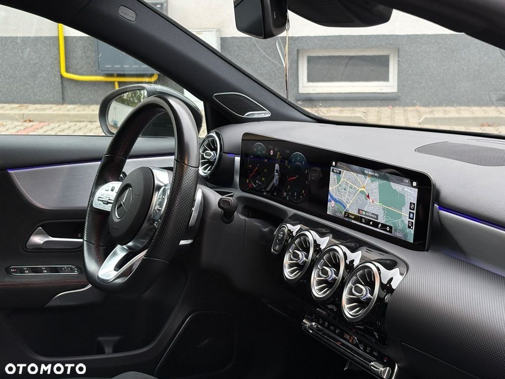 Mercedes-Benz Klasa A 220 d 4Matic 8G-DCT Advanced AMG Line - 27