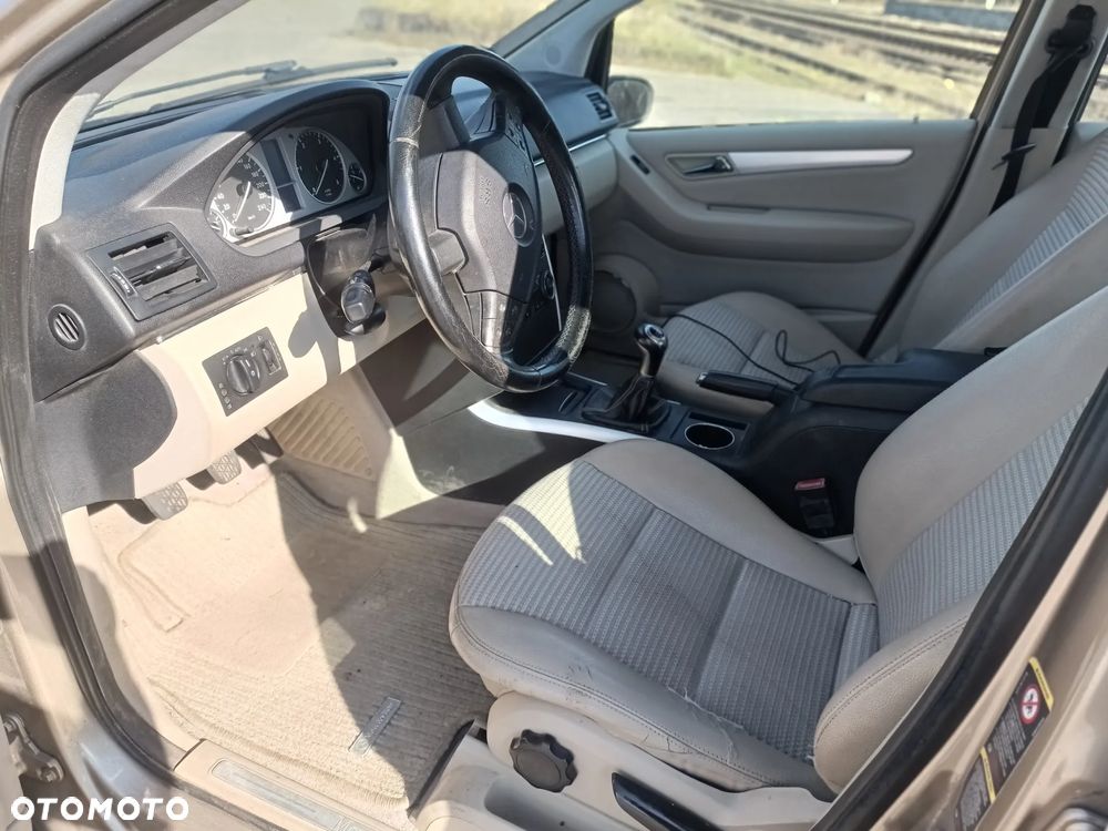 Mercedes-Benz Klasa B - 11