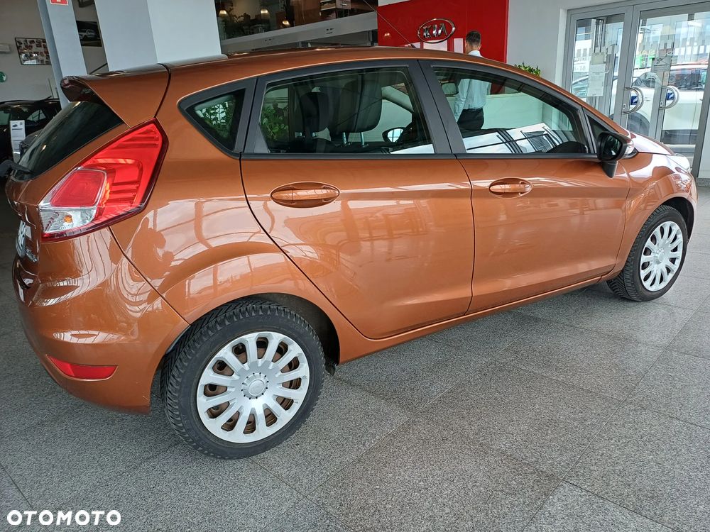 Ford Fiesta 1.25 Ambiente EU5 - 8