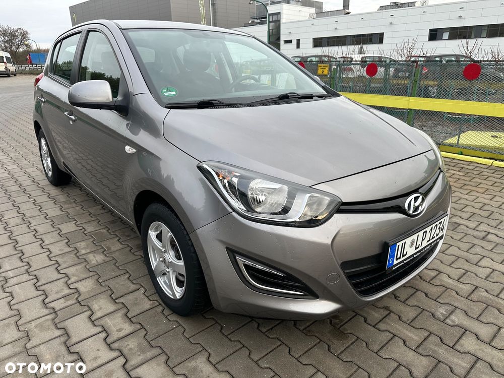 Hyundai i20 1.25 Wersja Jubileuszowa - 16