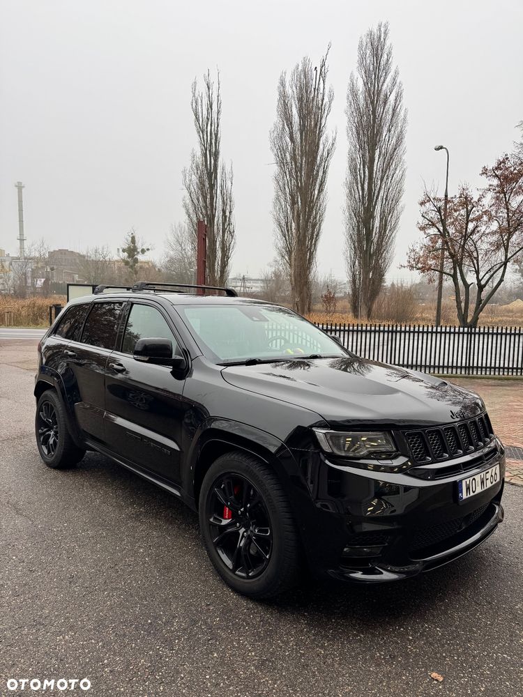 Jeep Grand Cherokee - 21
