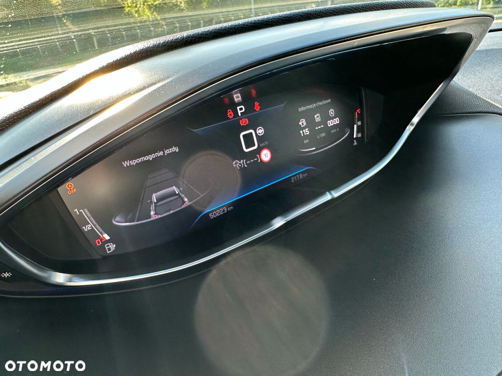 Peugeot 3008 1.2 PureTech GT Pack S&S EAT8 - 29