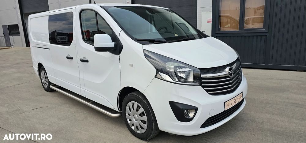 Opel Vivaro - 2
