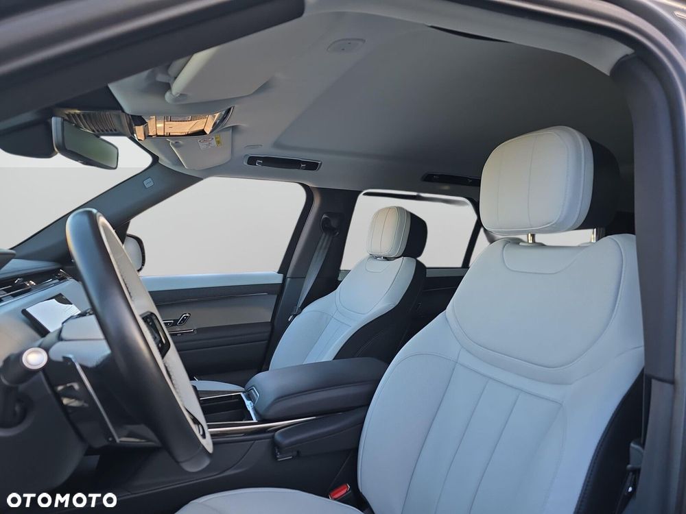 Land Rover Range Rover Sport - 17