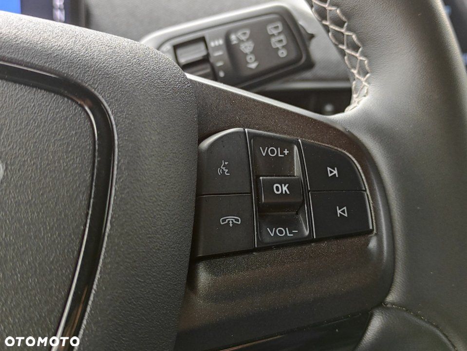 Ford Mustang Mach-E - 23