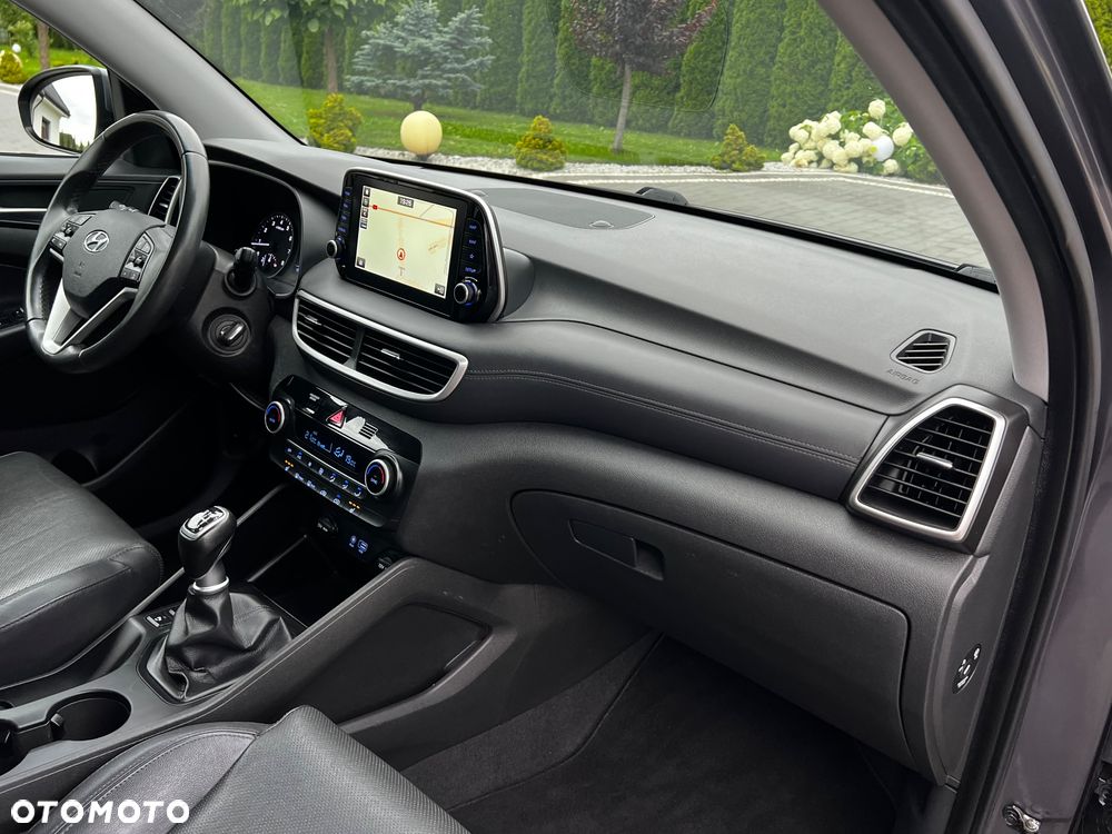 Hyundai Tucson blue 1.6 GDi 2WD Navi - 32
