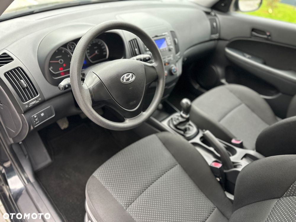 Hyundai i30 i30cw 1.6 CRDi Edition 20 - 21