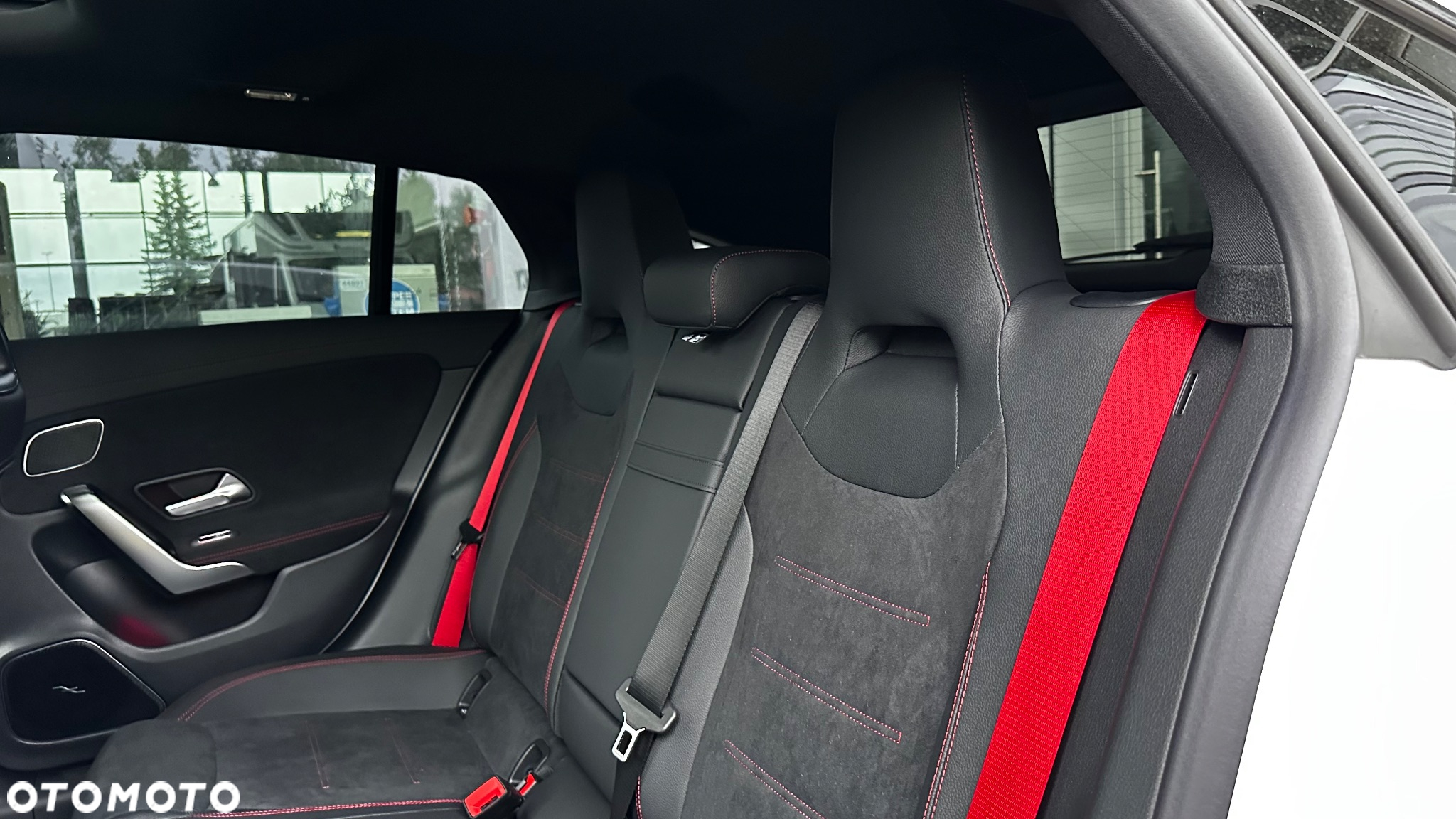 Mercedes-Benz CLA AMG 35 4-Matic 7G-DCT - 12