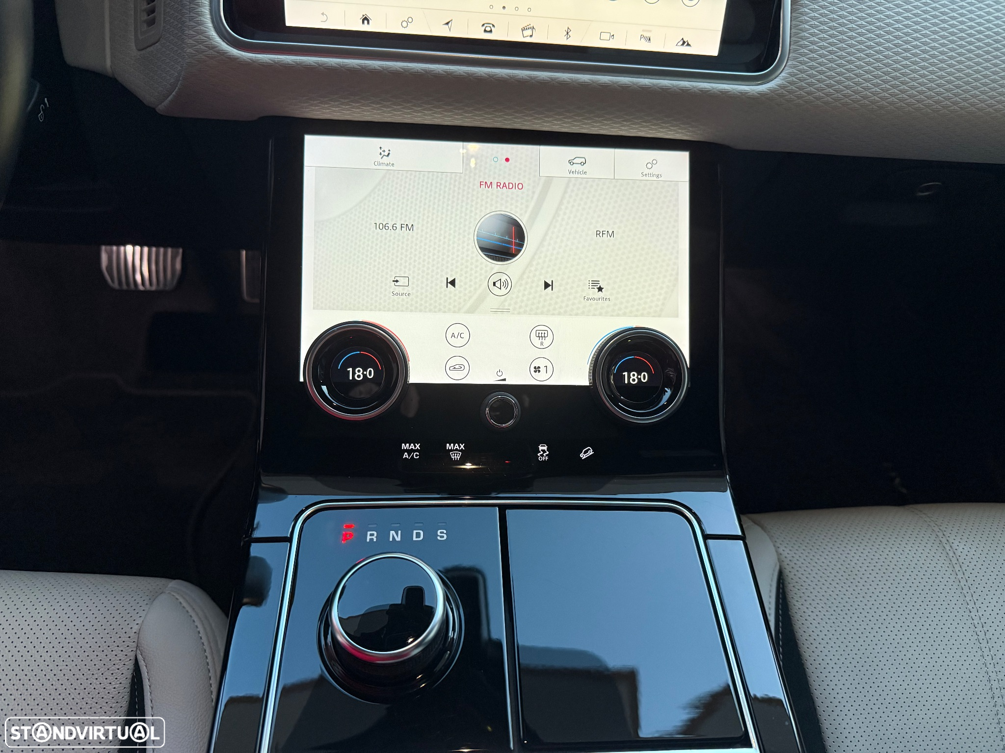 Land Rover Range Rover Velar 2.0 D R-Dynamic HSE - 47