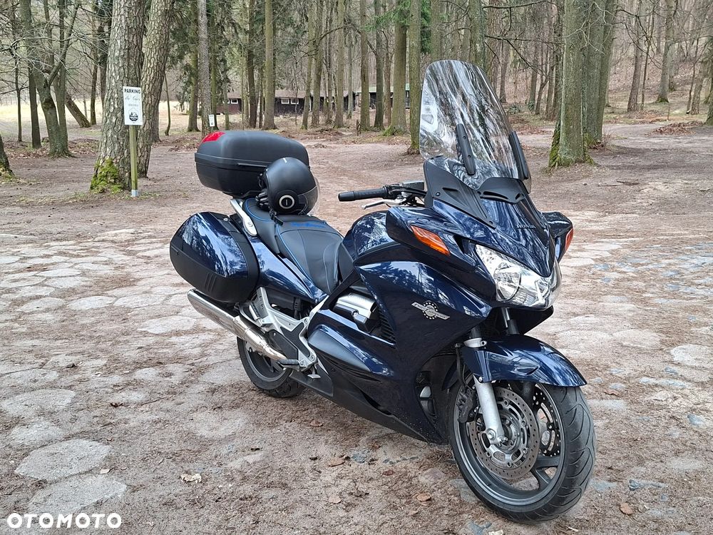 Honda ST - 2