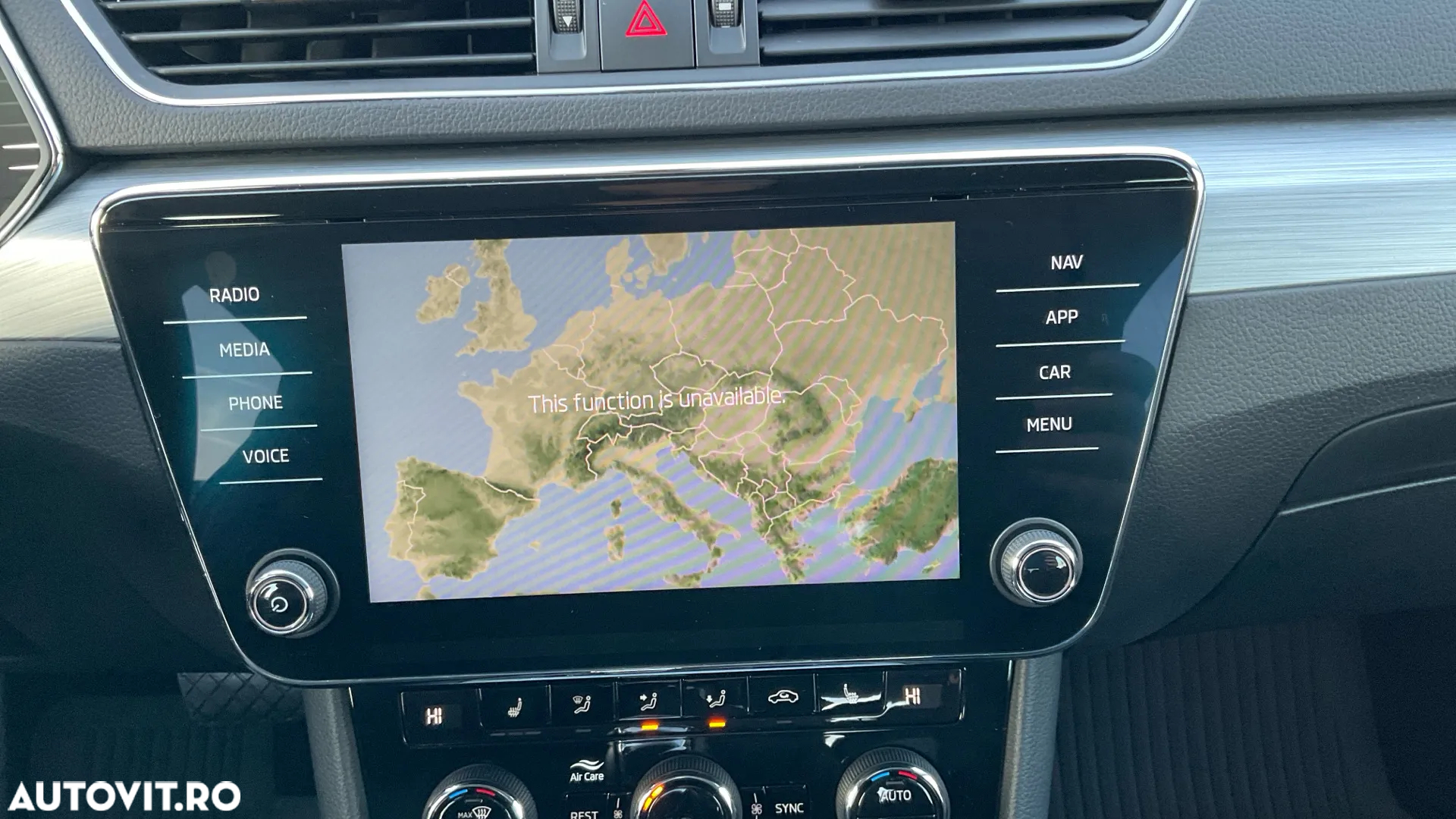Skoda Superb 1.5 TSI DSG Ambition - 22