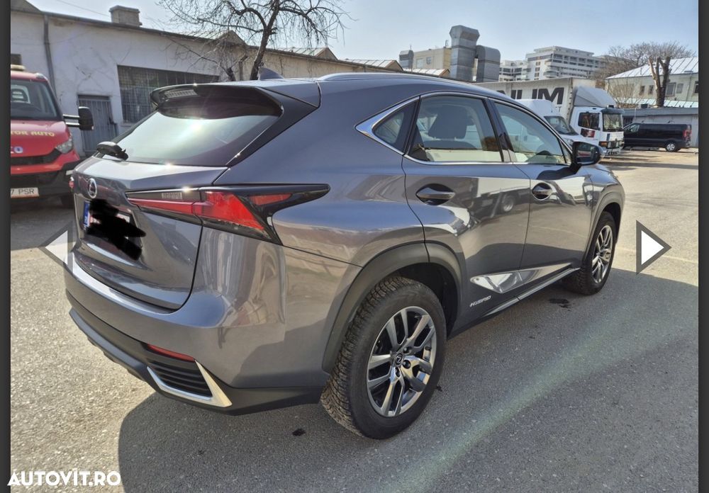 Lexus Seria NX 300h AWD Business - 2
