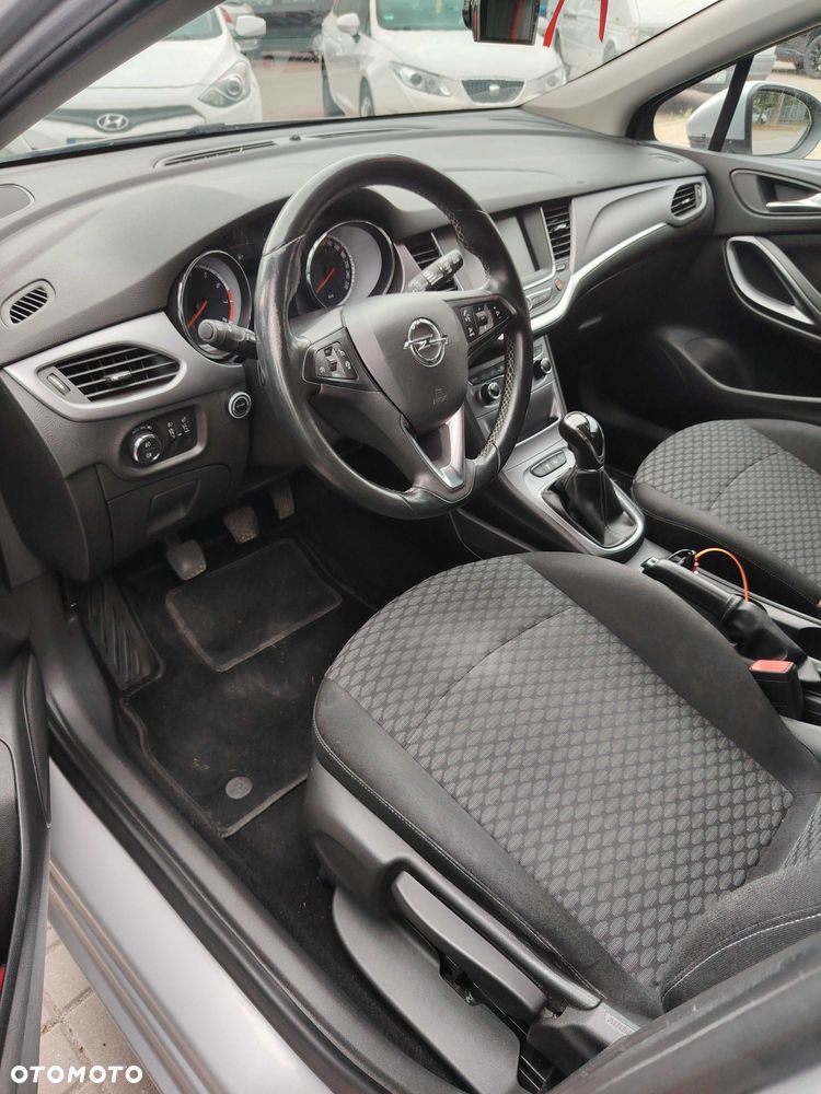 Opel Astra - 8