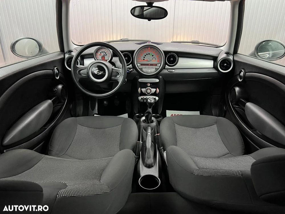 Mini Cooper - 4