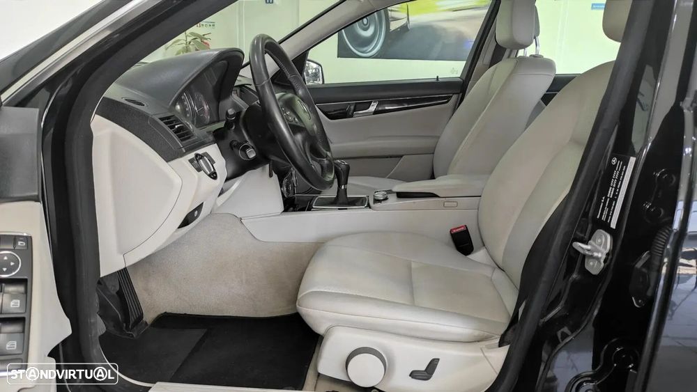 Mercedes-Benz C 220 - 17