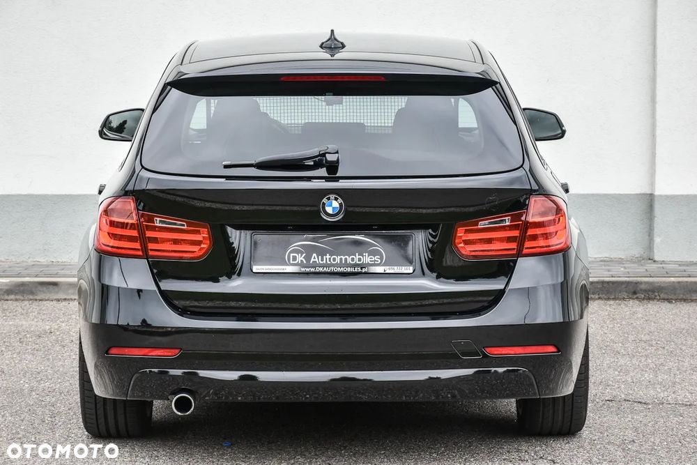BMW Seria 3 318d Blue Performance Sport Line - 7