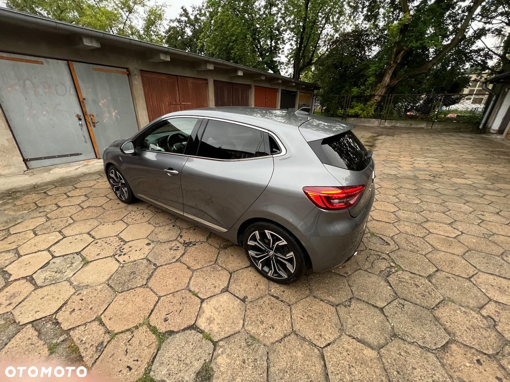 Renault Clio - 8