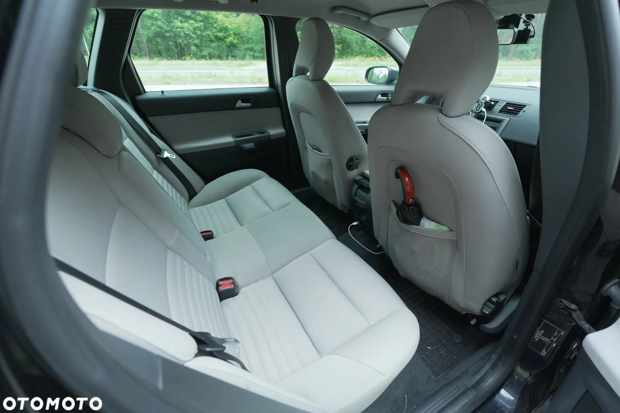 Volvo V50 2.0D - 19