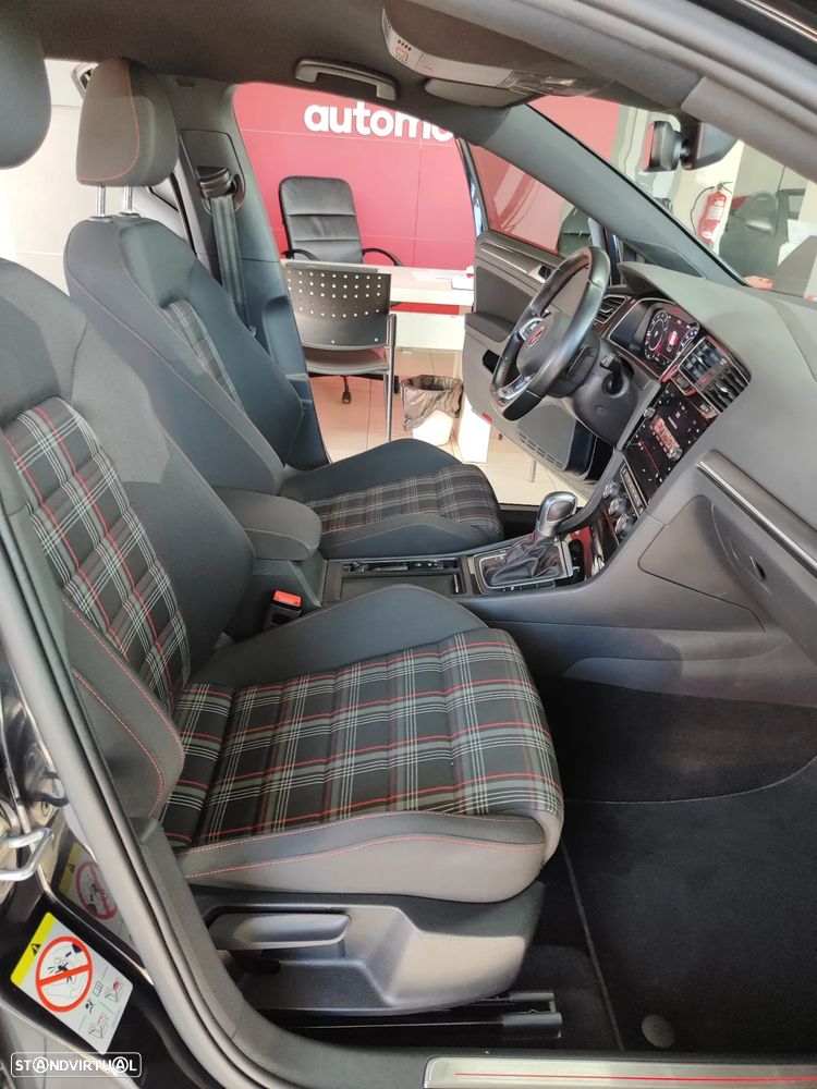 VW Golf GTI 2.0 TSI OPF DSG Performance - 20