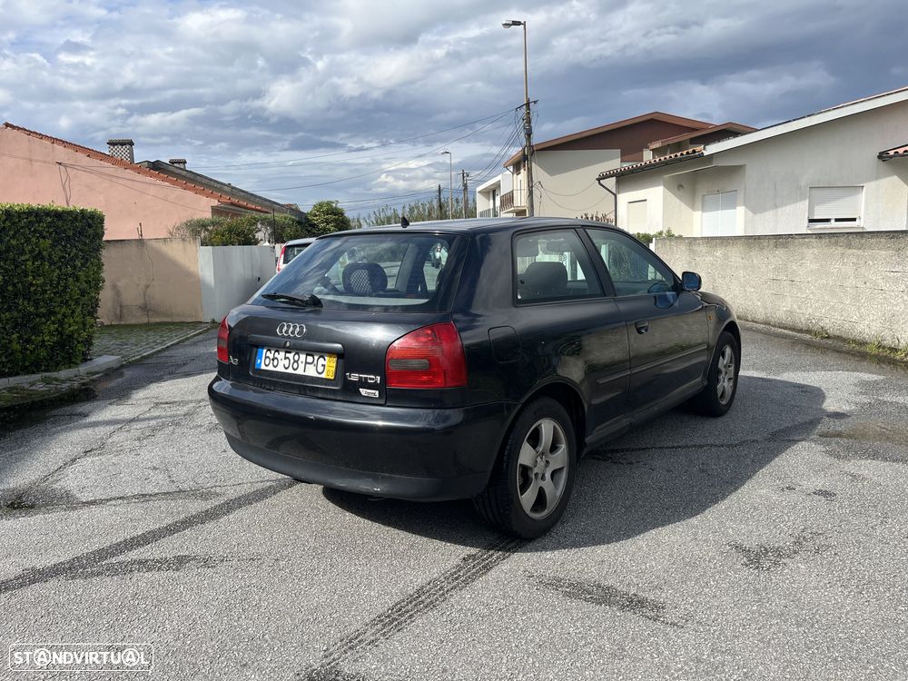 Audi A3 1.9 TDI Attraction - 2