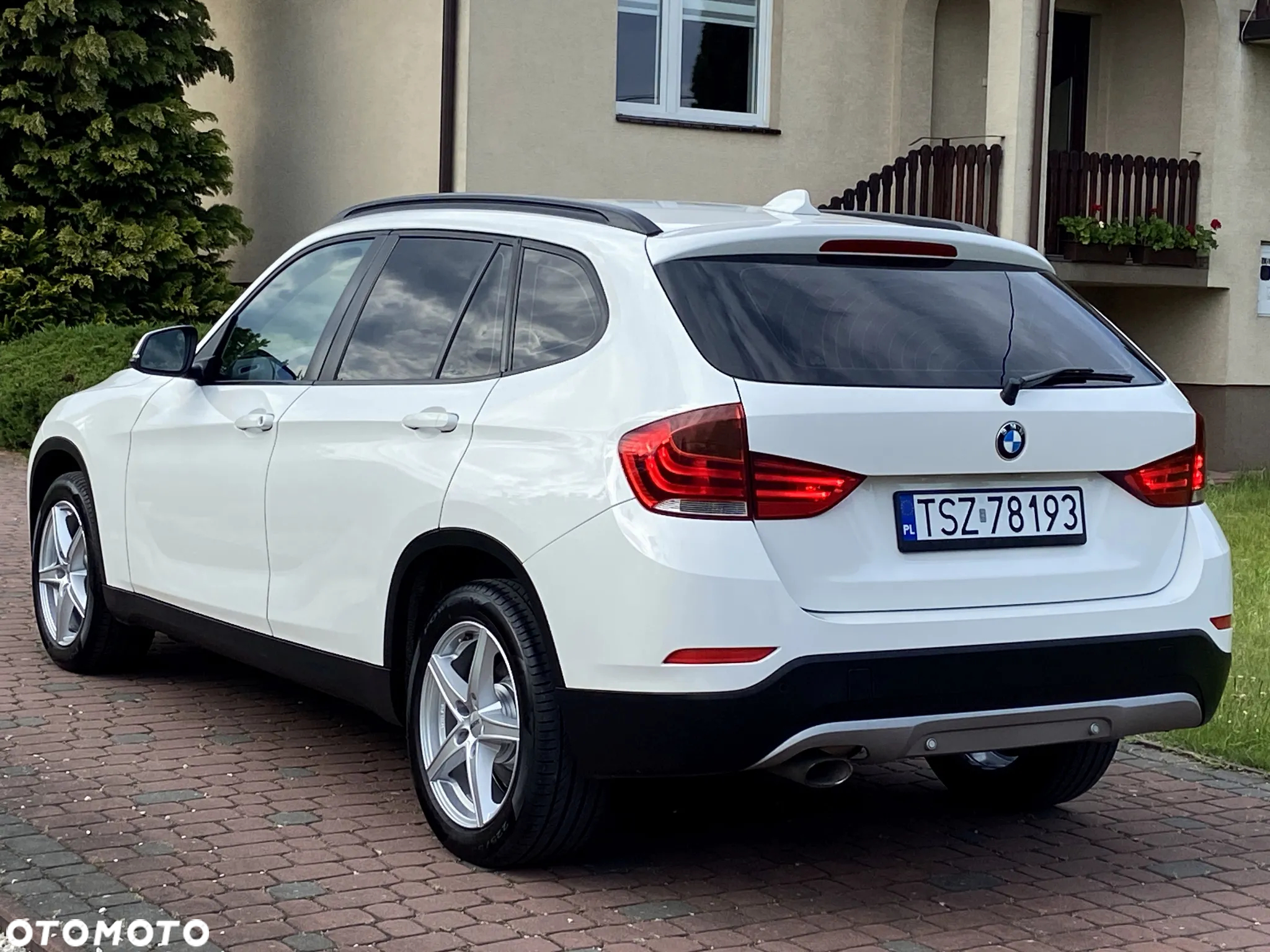 BMW X1 xDrive18d - 21
