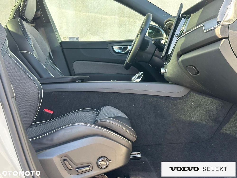 Volvo XC 60 - 33