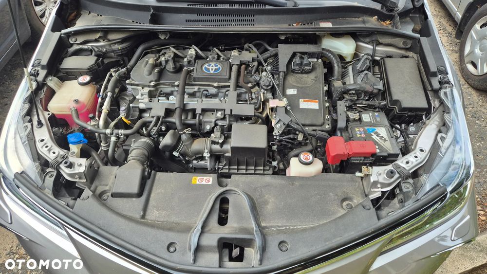 Toyota Corolla 1.8 Hybrid Executive - 23