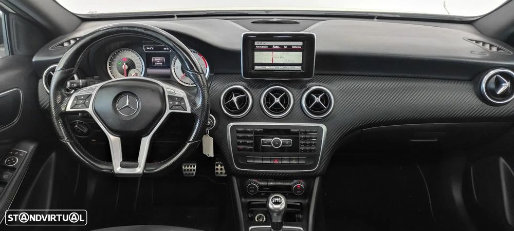 Mercedes-Benz A 180 d AMG Line - 25