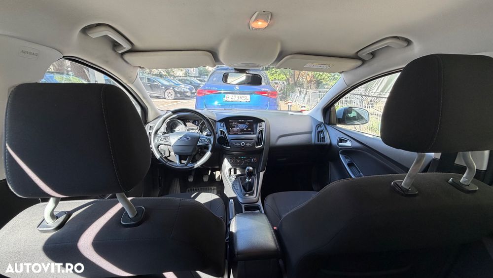 Ford Focus 1.5 TDCi Titanium - 18