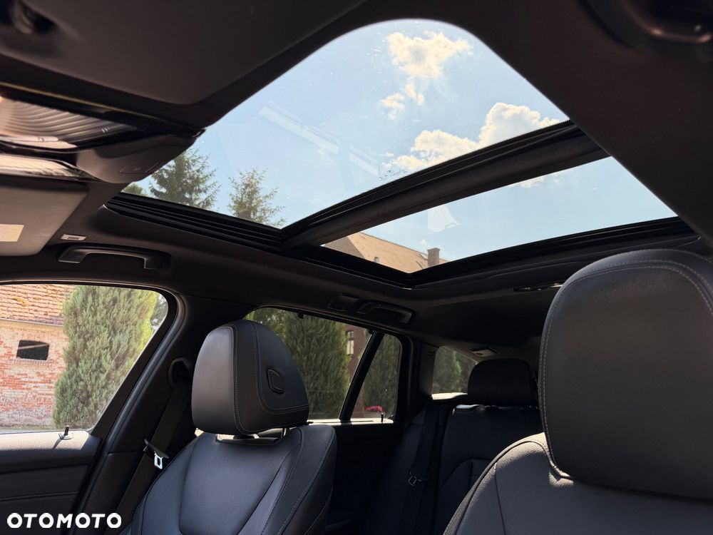BMW Seria 3 320d xDrive MHEV Luxury Line sport - 12