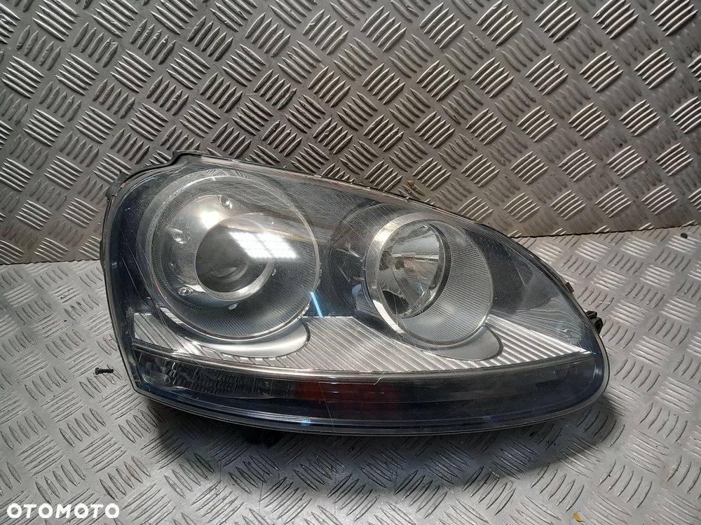 VW GOLF V LAMPA REFLEKTOR PRAWA PRZEDNIA PRAWY PRZÓD XENON - 1