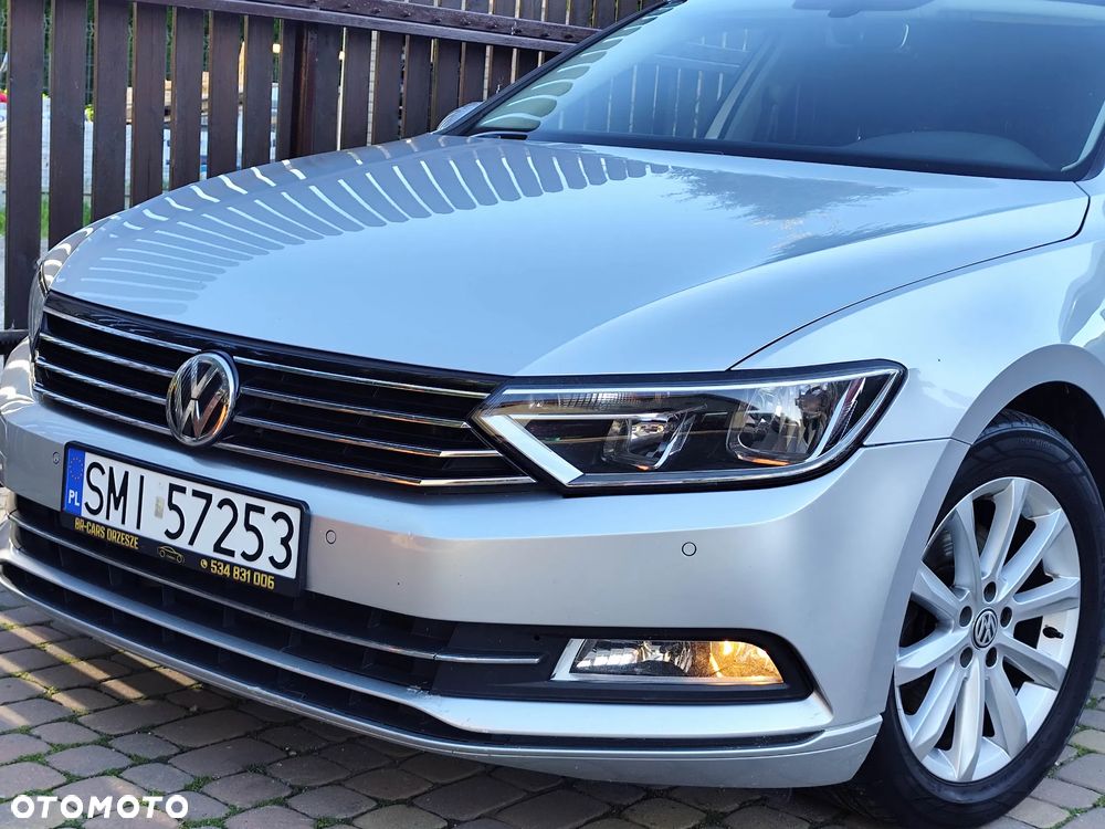Volkswagen Passat Variant 2.0 TDI (BlueMotion Technology) Comfortline - 23