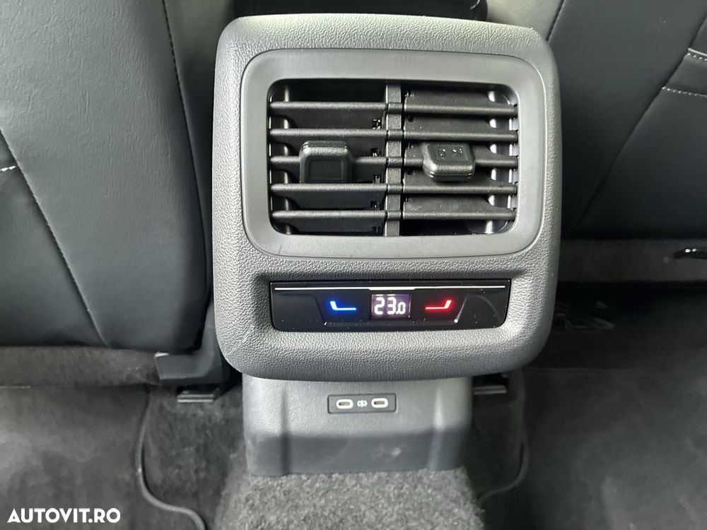 Volkswagen T-Roc 1.5 eTSI 150 CP DSG MHEV R-Line - 19