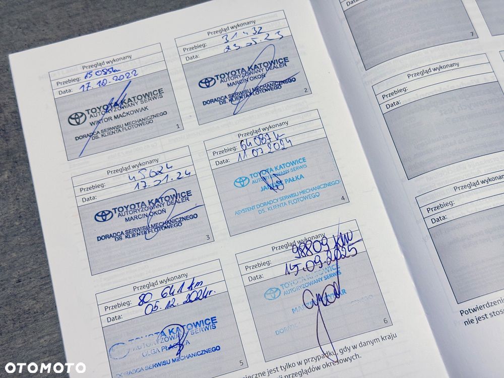 Toyota Corolla 2.0 Hybrid Comfort - 18